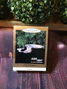 Star Trek the next generation USS enterprise blinking lights